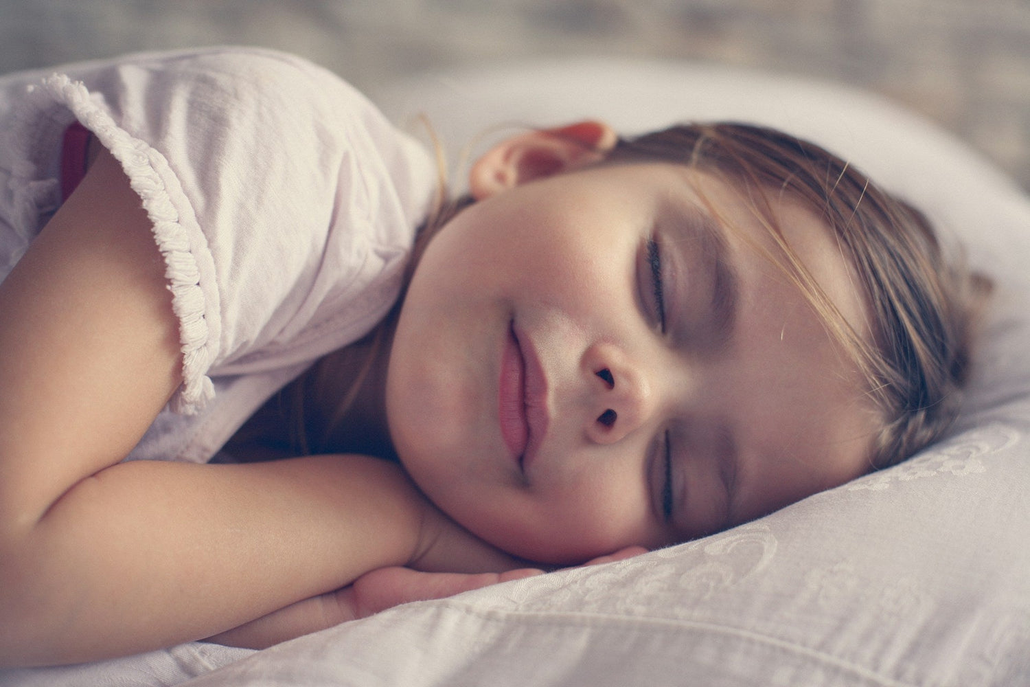 Why TENCEL™ Is the Best Fabric for Baby Pillows: Everything Parents Need to Know