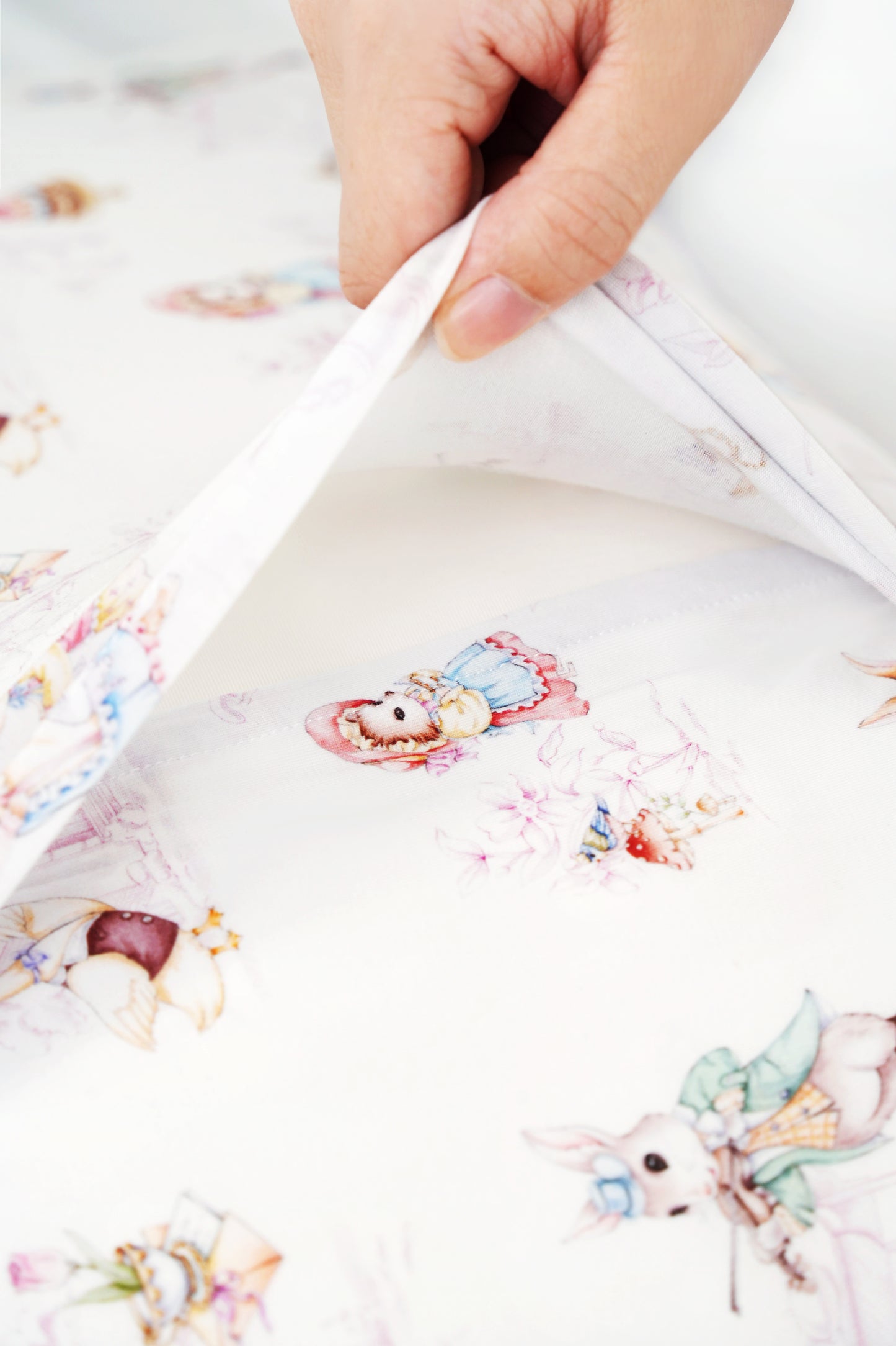 Signature Air TENCEL™ Cuddle Bolster - The Garden at Five O’Clock